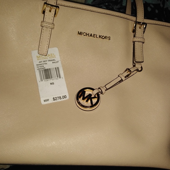 Micheal kors Handbag - Picture 4 of 7